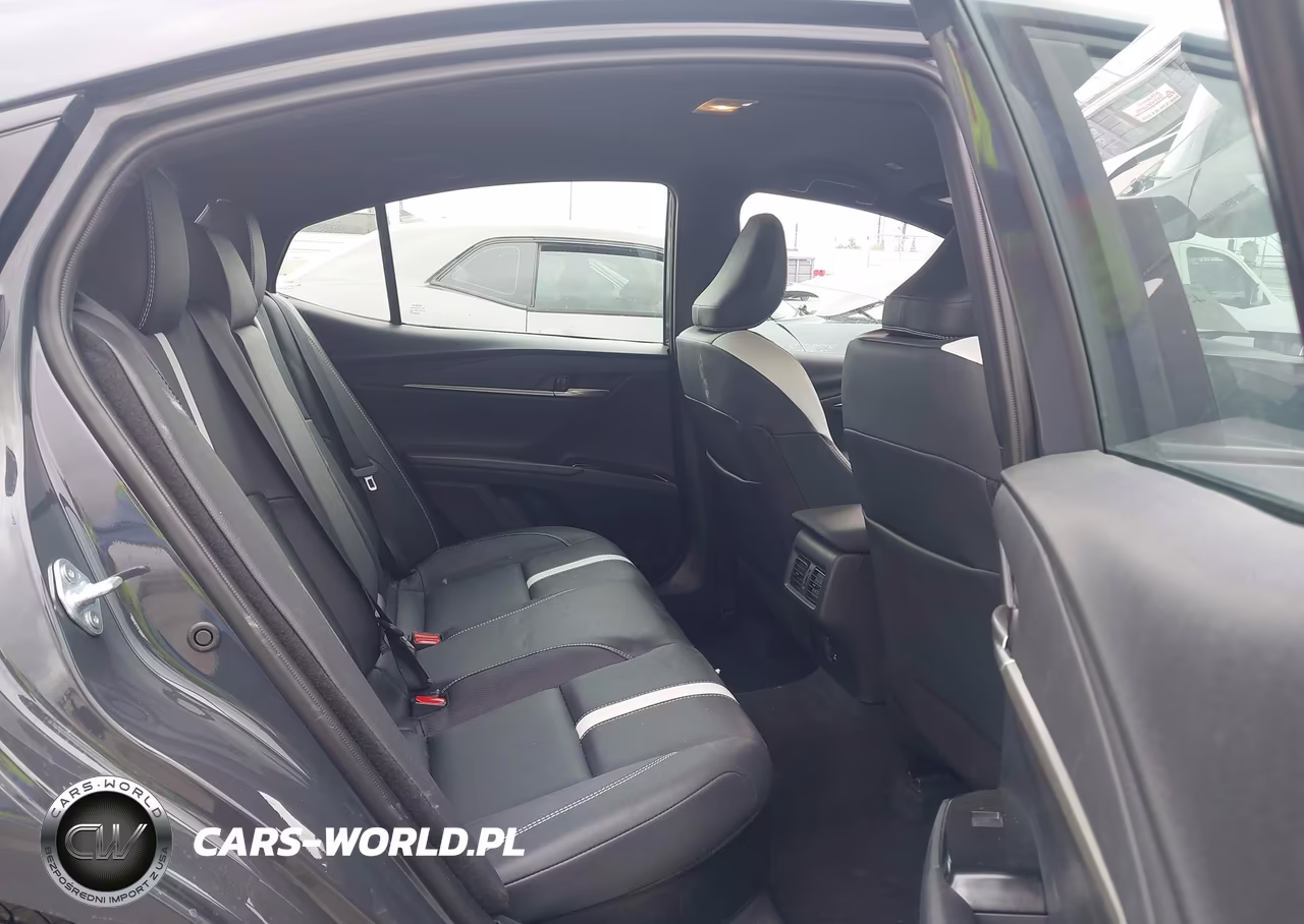 2026 Toyota Camry Se VIN:4T1DAACK3TU678879 - 8
