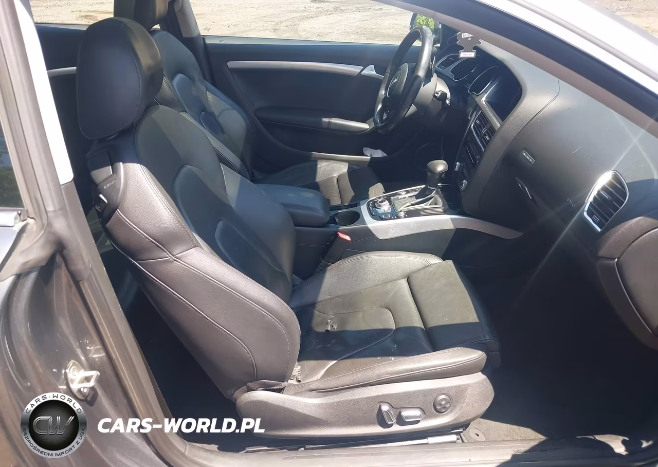 2013 Audi A5 2.0T Premium VIN:WAUVFAFR2DA044823 - 5