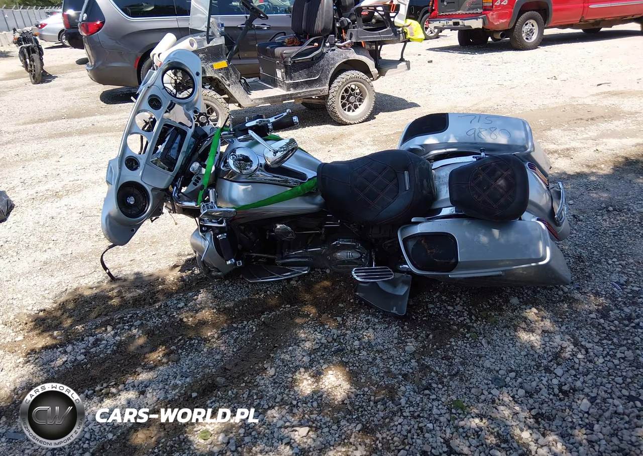 2016 Harley-Davidson Flhtcul Ultra Classic Low VIN:1HD1KDM11GB669948 - 12