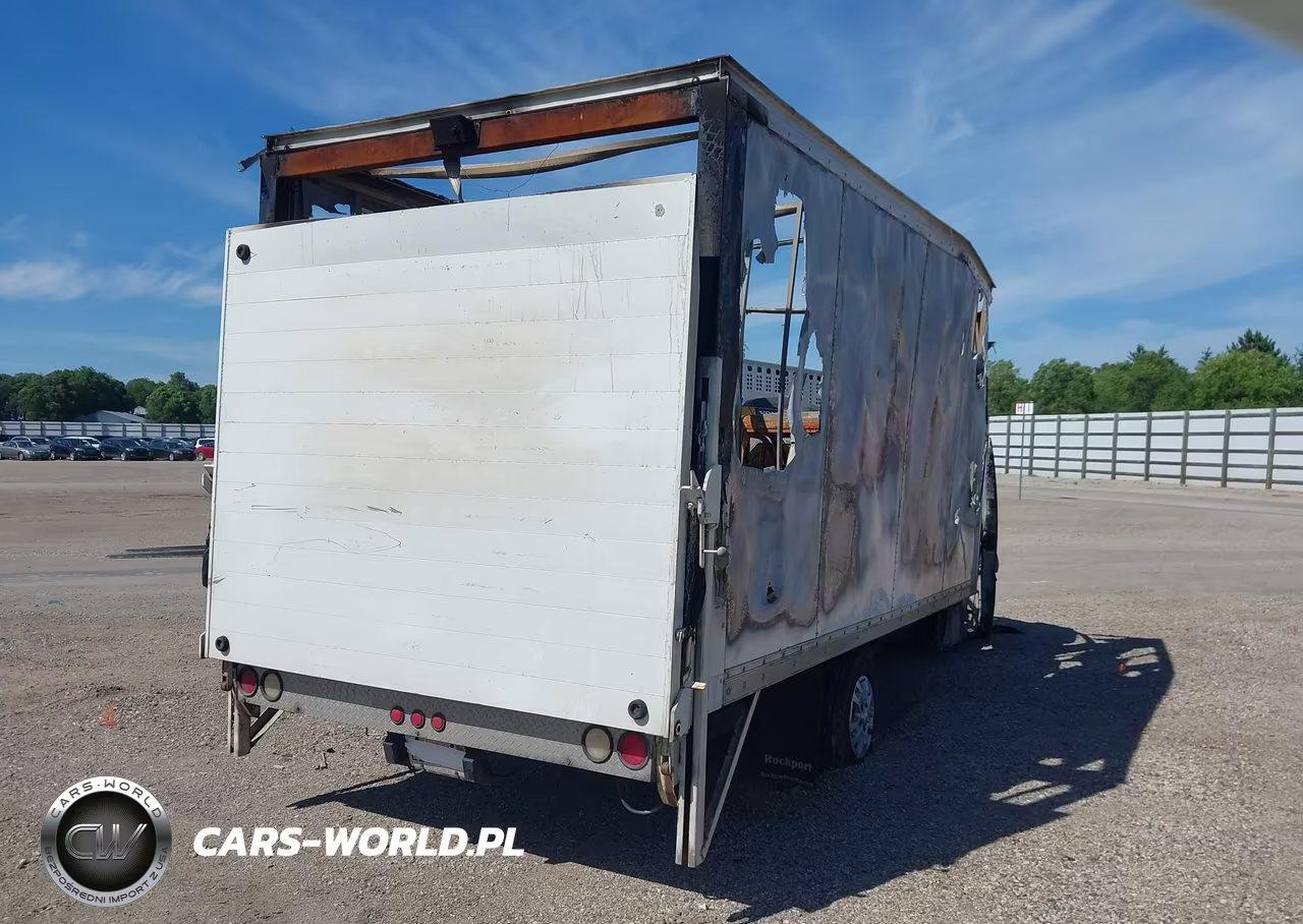 2018 Ram Promaster 3500 Cutaway Low Roof VIN:3C7WRVMG9JE101540 - 4