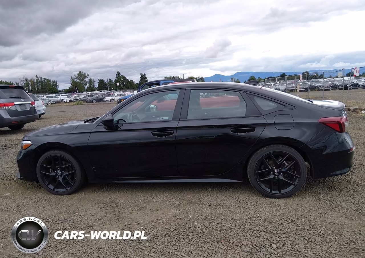 2025 Honda Civic Sport VIN:2HGFE2F58SH603790 - 13