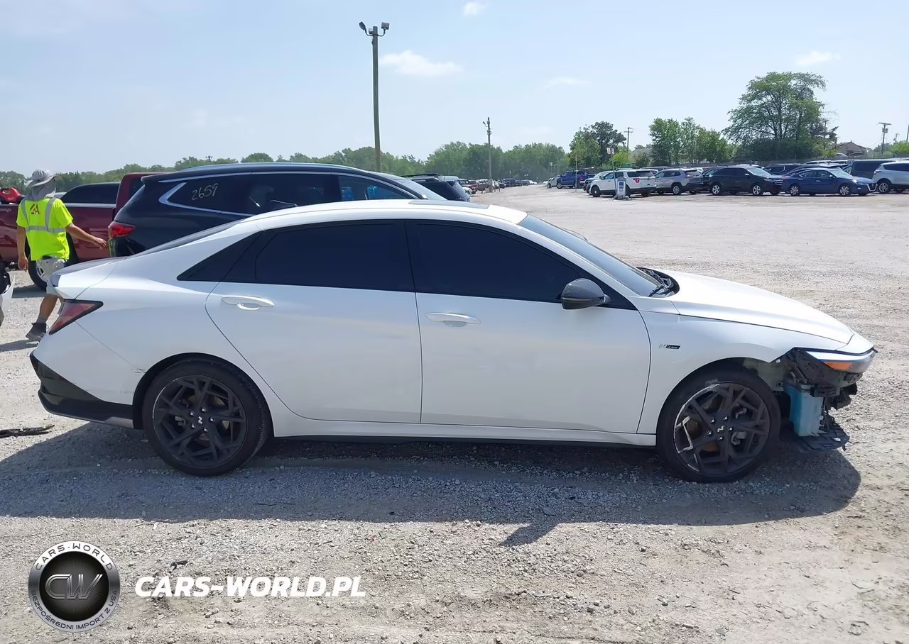 2025 Hyundai Elantra N Line VIN:KMHLR4DF7SU865869 - 14