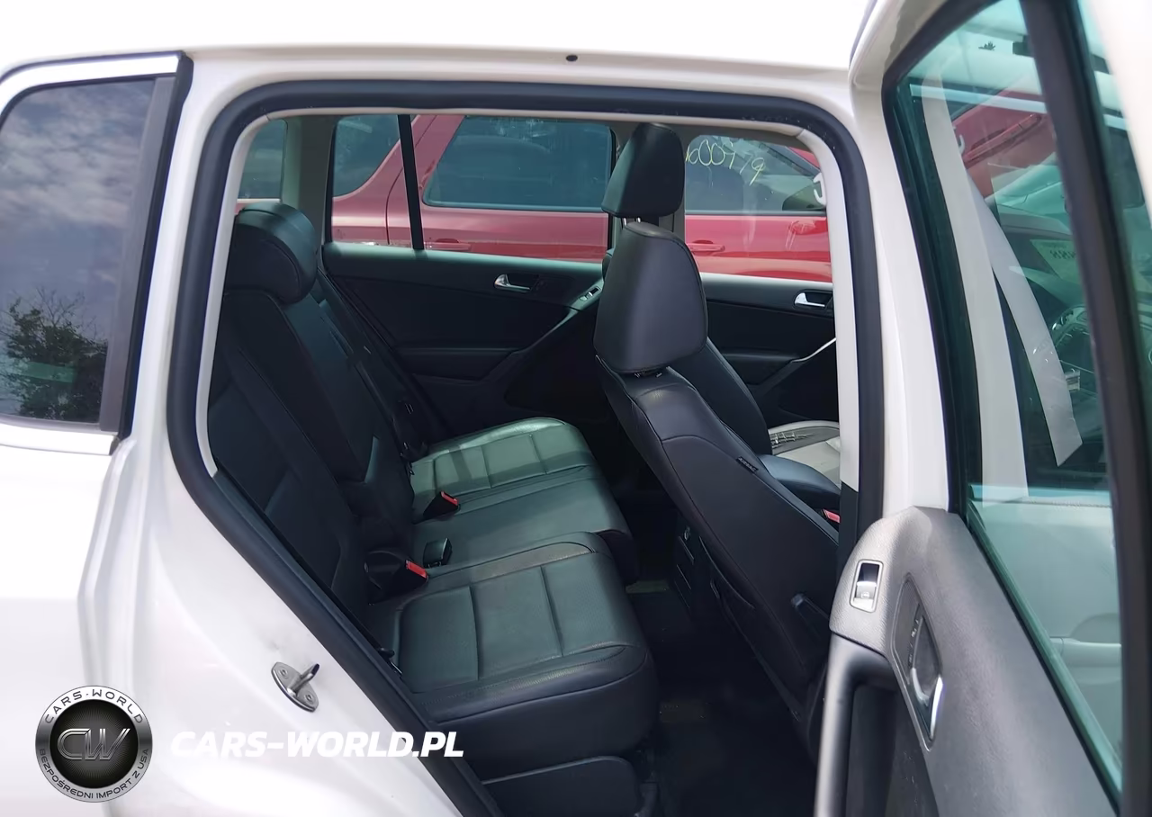 2011 Volkswagen Tiguan Se VIN:WVGBV7AX7BW517127 - 8