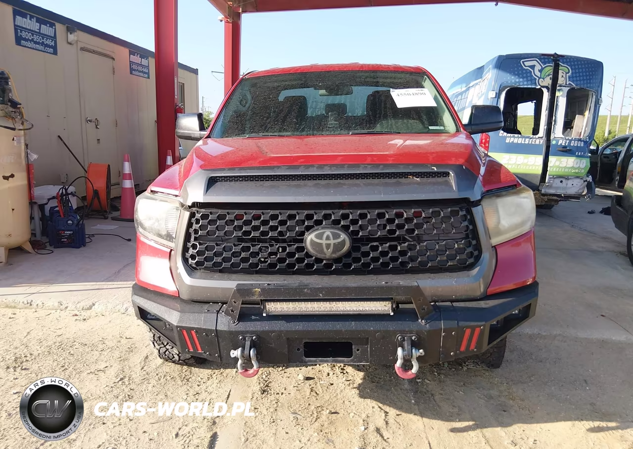 2018 Toyota Tundra Sr 5.7L V8 VIN:5TFCW5F16JX022716 - 12