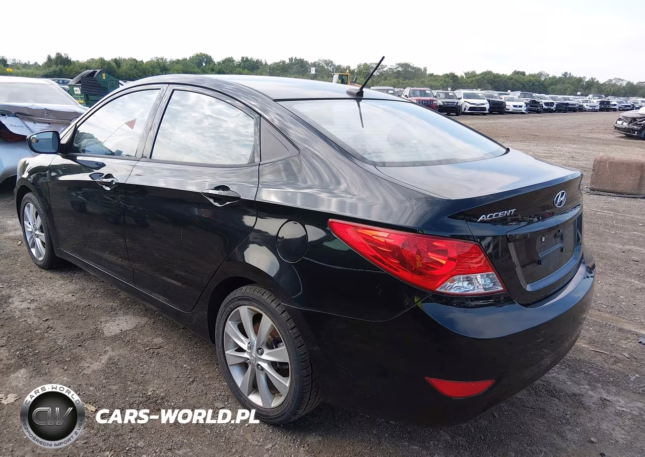 2012 Hyundai Accent Gls VIN:KMHCU4AE1CU213258 - 3