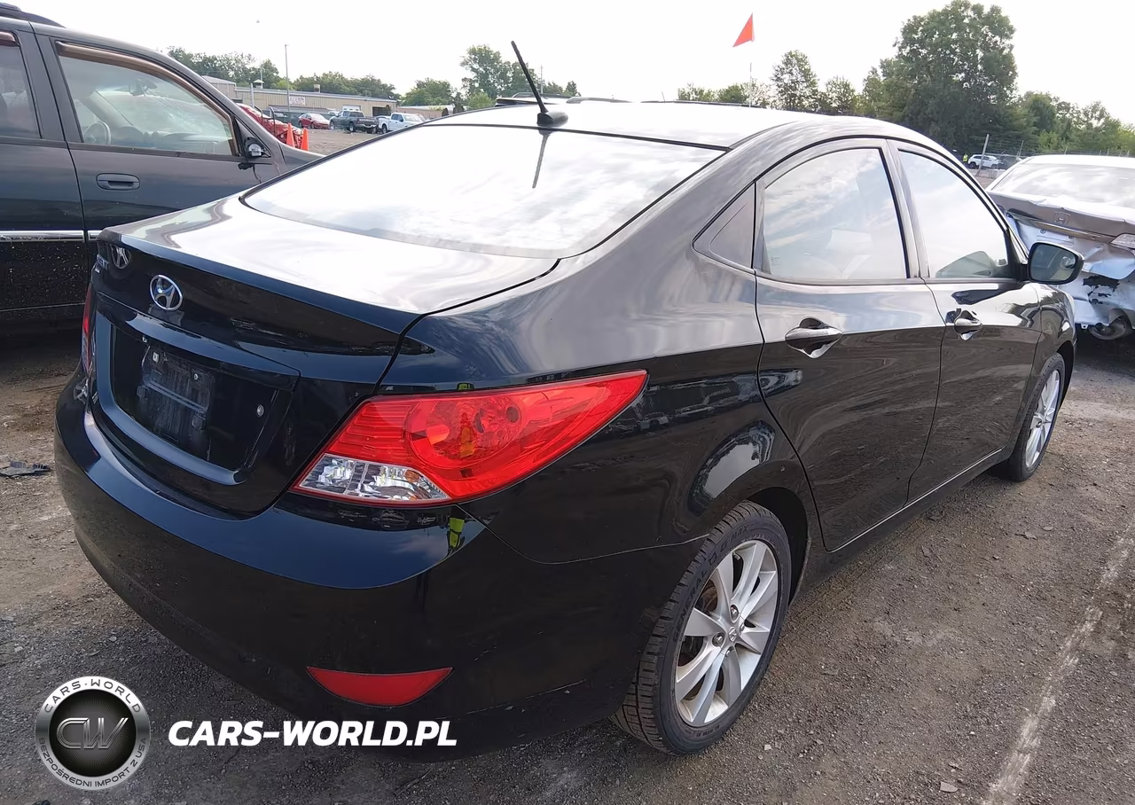 2012 Hyundai Accent Gls VIN:KMHCU4AE1CU213258 - 4