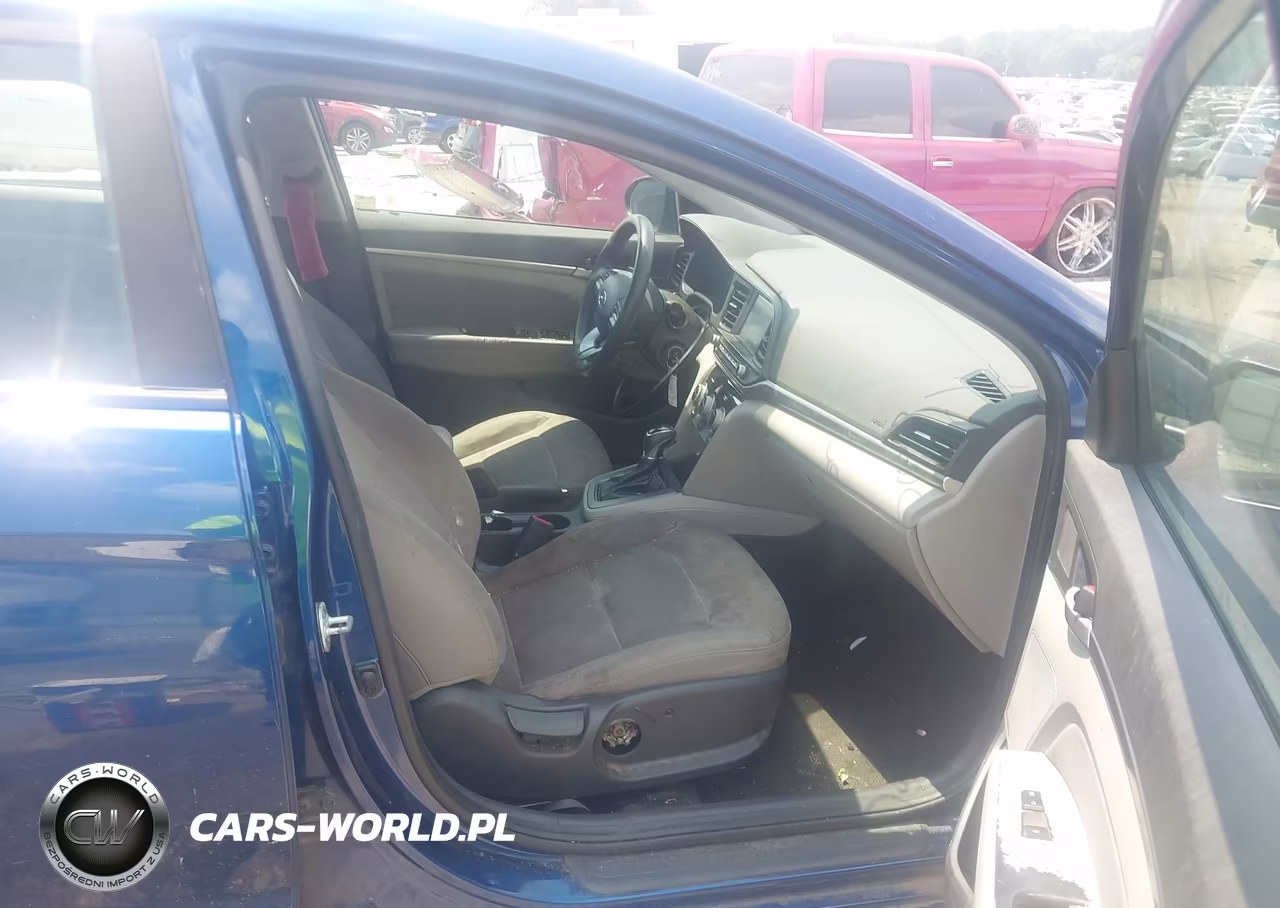 2019 Hyundai Elantra Sel VIN:5NPD84LF3KH460292 - 5
