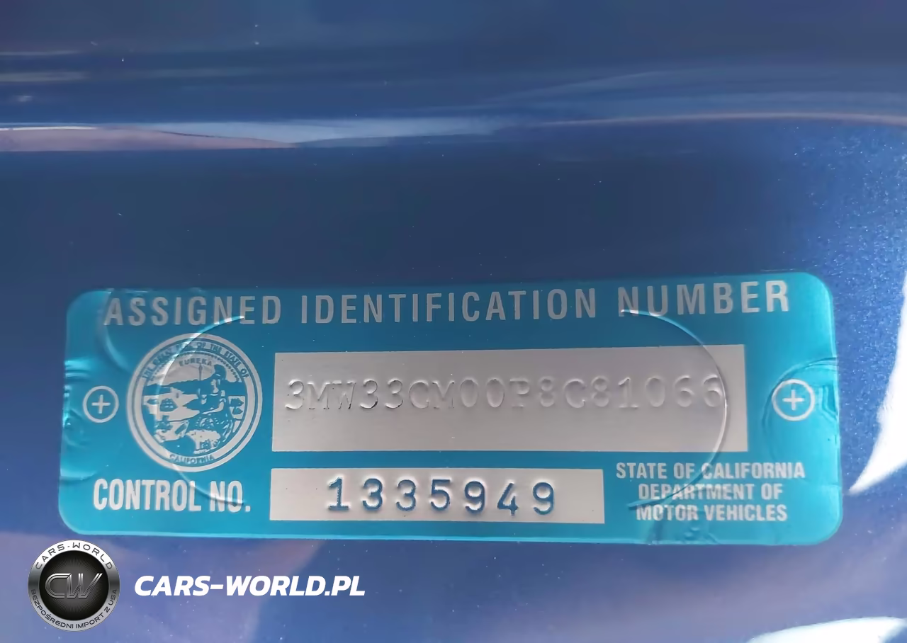 2023 BMW 230Xi VIN:3MW33CM00P8C81066 - 9