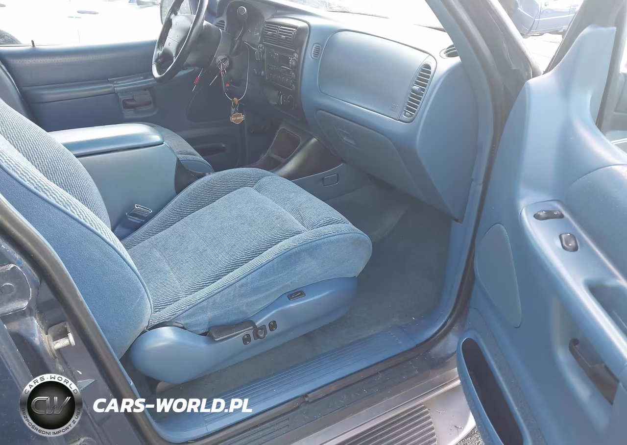 1997 Ford Explorer Eddie Bauer-Limited-Xl-Xlt VIN:1FMDU34E5VUA11441 - 5