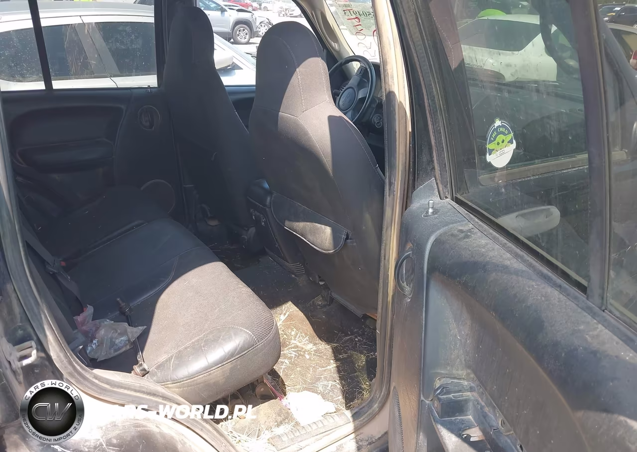 2003 Jeep Liberty Renegade VIN:1J4GL38K93W599814 - 8