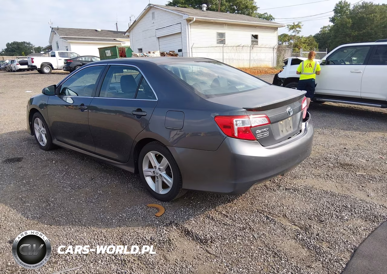 2012 Toyota Camry Se VIN:4T1BF1FK1CU041946 - 3