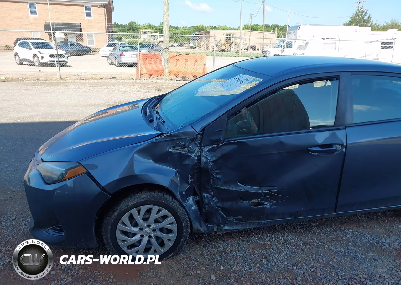 2018 Toyota Corolla Le VIN:5YFBURHE1JP787730 - 6