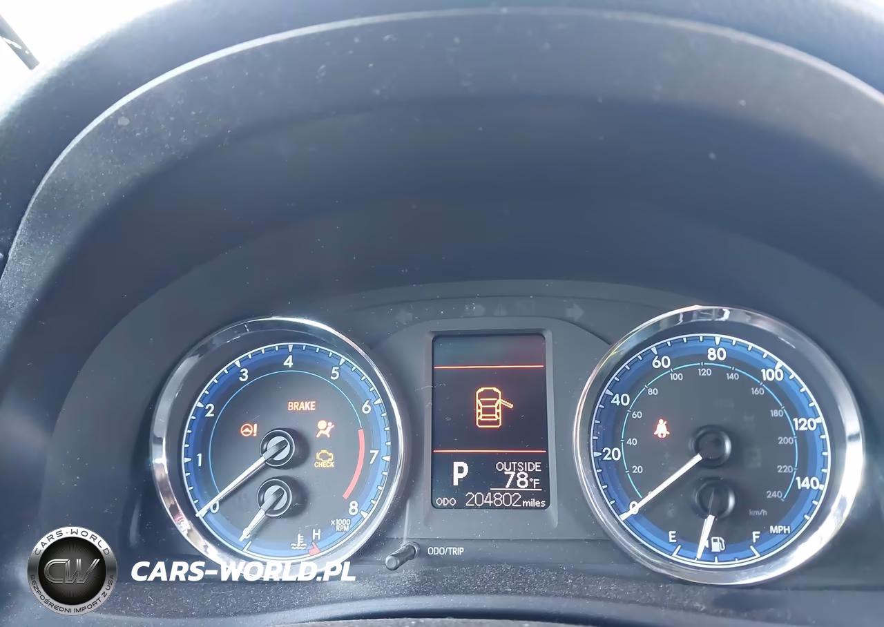 2018 Toyota Corolla Le VIN:5YFBURHE1JP787730 - 7