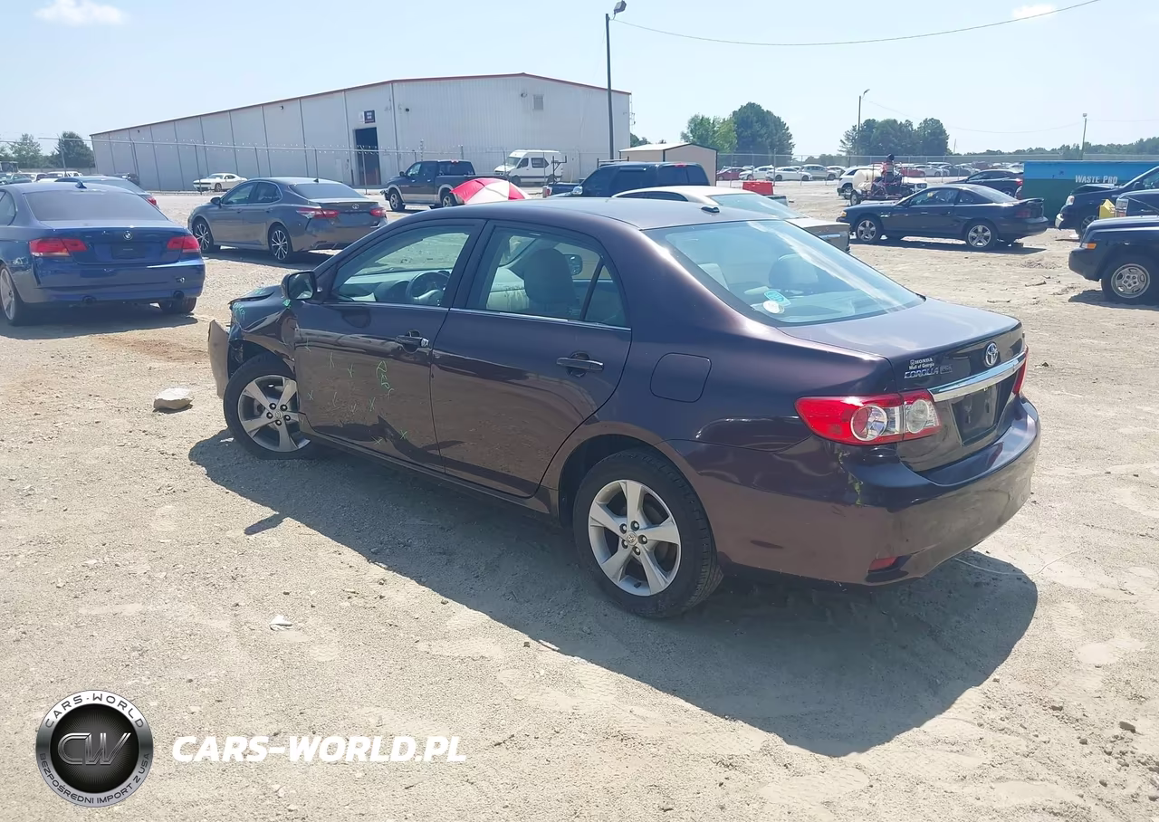2013 Toyota Corolla Le Special Edition VIN:2T1BU4EE3DC076056 - 3