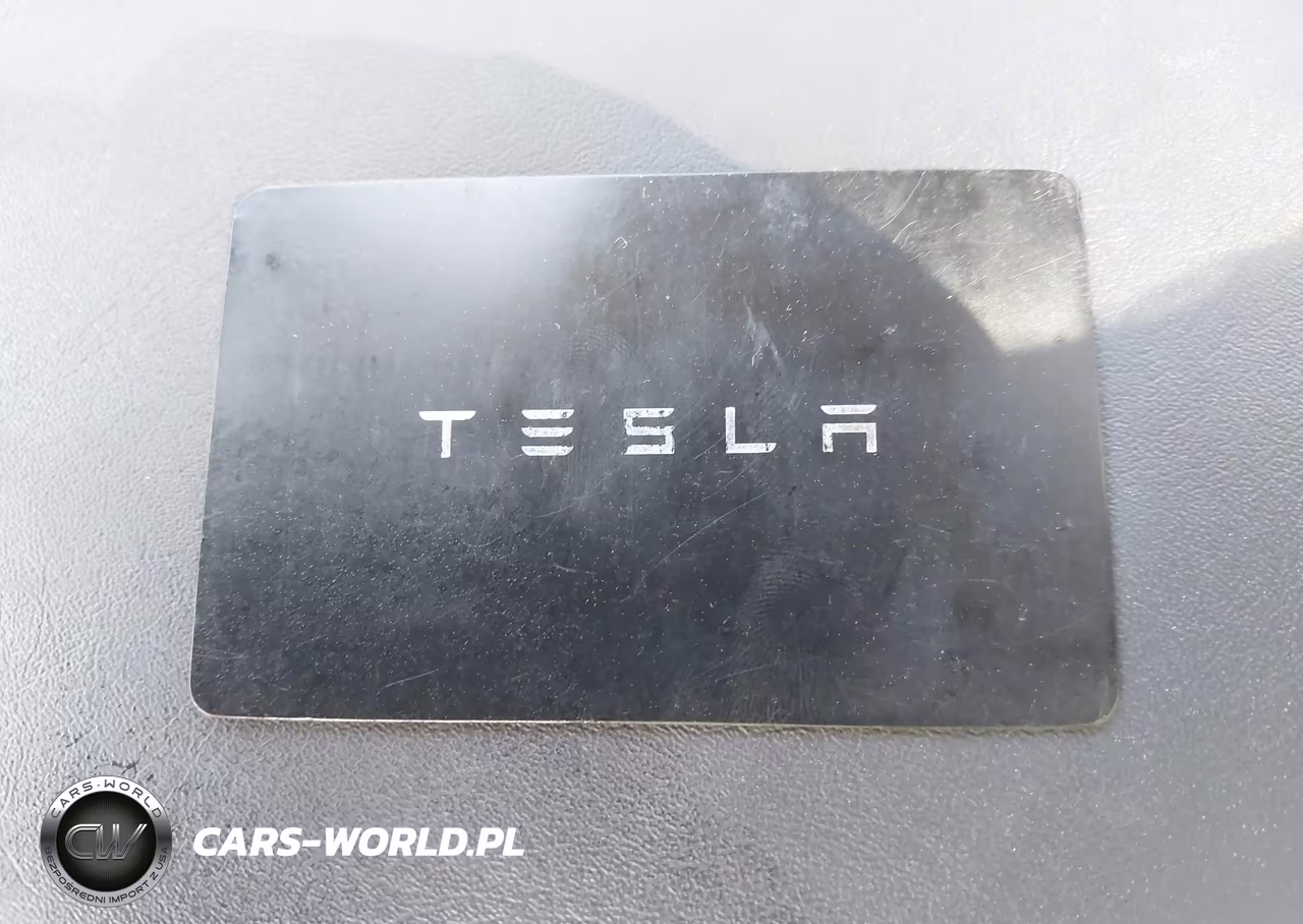 2022 Tesla Model Y Performance Dual Motor All-Wheel Drive VIN:7SAYGDEF8NF546205 - 11