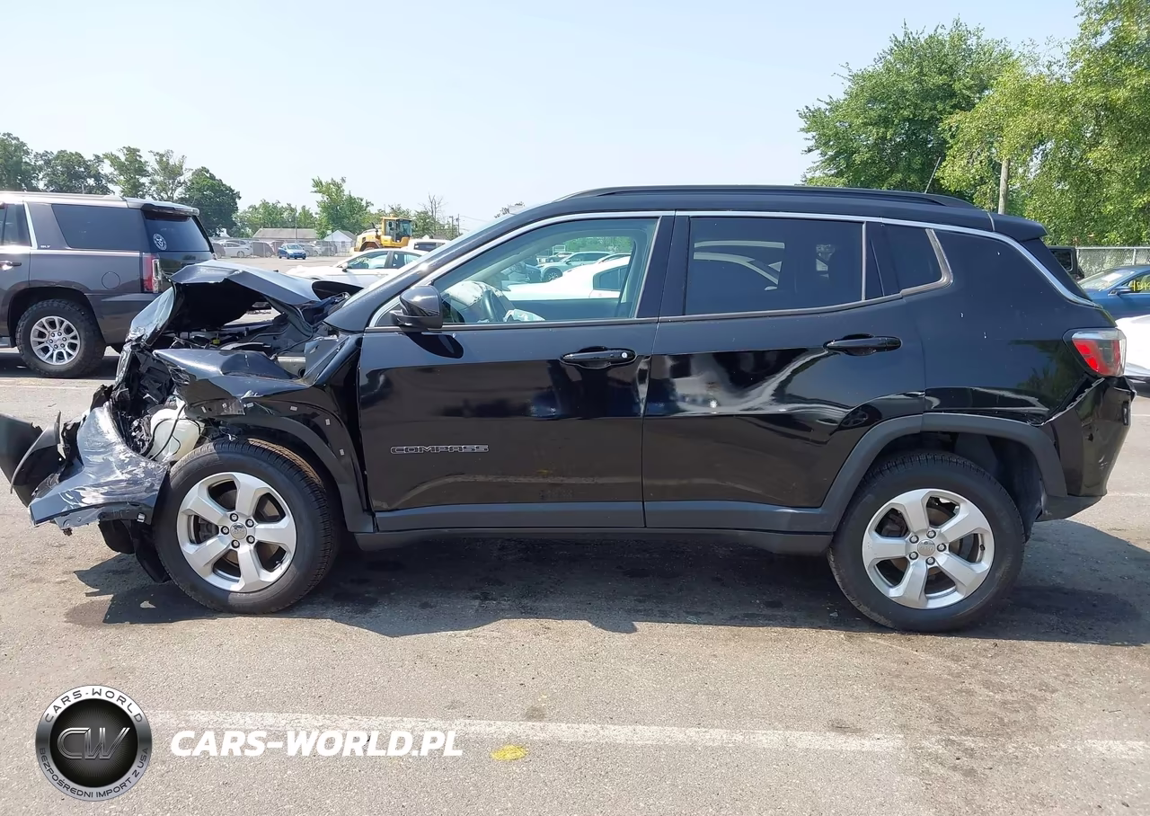 2018 Jeep Compass Latitude 4X4 VIN:3C4NJDBB1JT434618 - 14