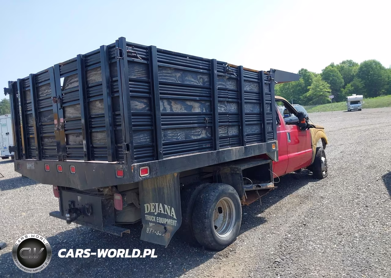 2012 Ford F-350 Chassis Lariat-Xl-Xlt VIN:1FD8X3H63CEB80098 - 4