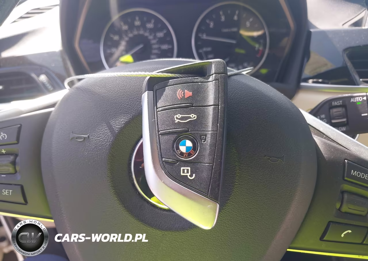 2017 BMW X1 xDrive28I VIN:WBXHT3C31H5F84673 - 11
