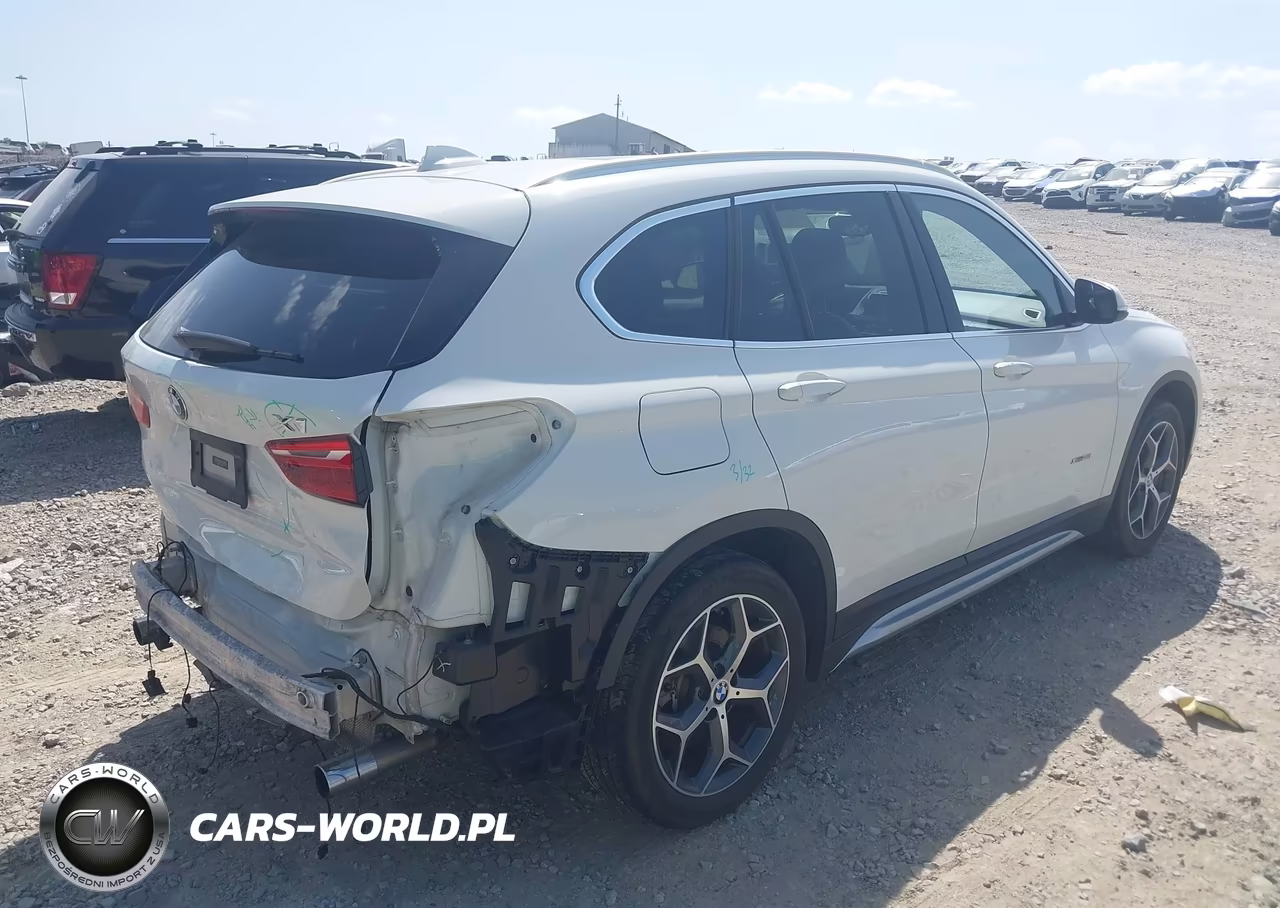 2017 BMW X1 xDrive28I VIN:WBXHT3C31H5F84673 - 4