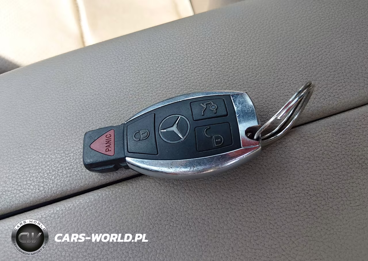 2010 Mercedes-Benz E 350 4Matic VIN:WDDHF8HB3AA109592 - 11