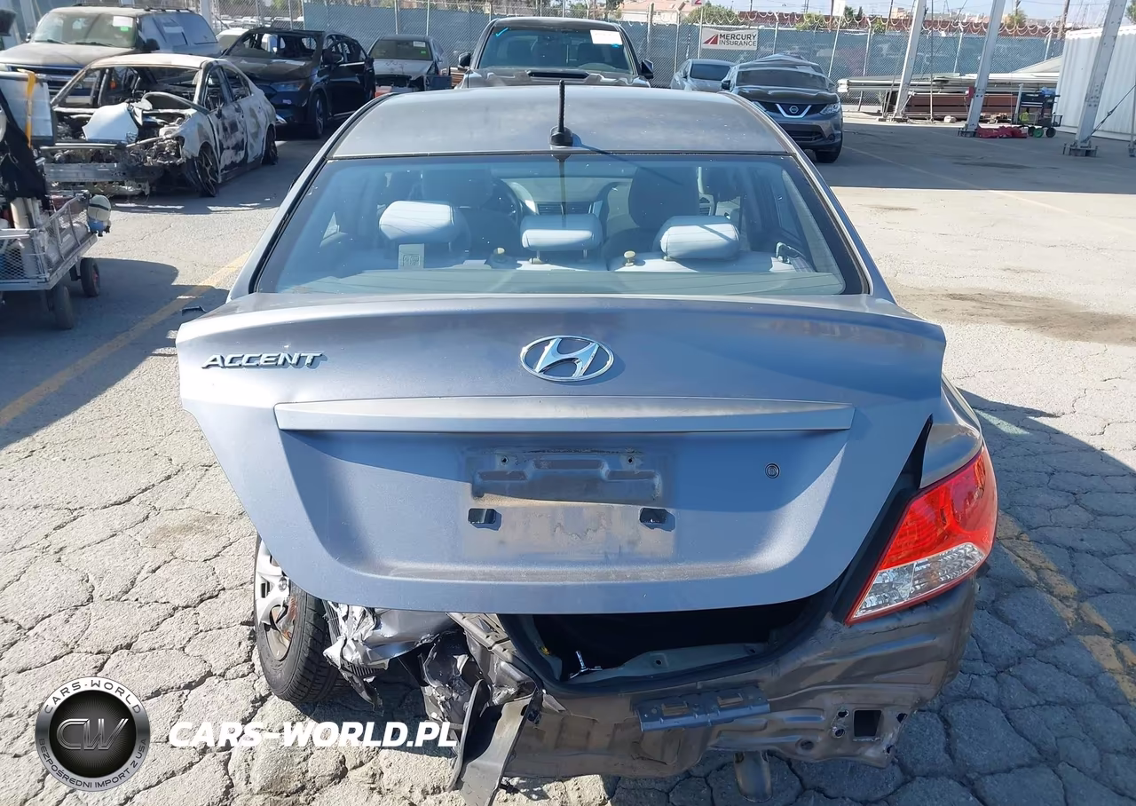 2013 Hyundai Accent Gls VIN:KMHCT4AE7DU549484 - 17