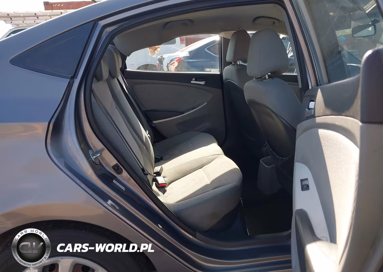 2013 Hyundai Accent Gls VIN:KMHCT4AE7DU549484 - 8