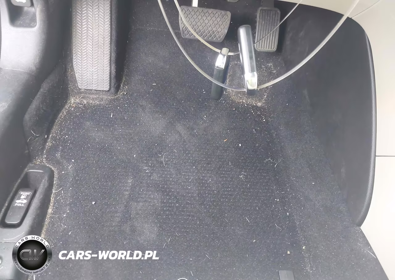 2015 Honda Accord Hybrid Ex-L VIN:1HGCR6F58FA002205 - 11