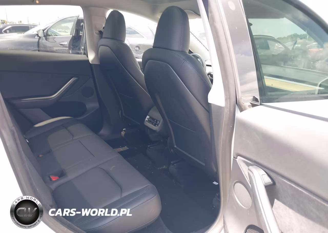 2023 Tesla Model Y Performance Dual Motor All-Wheel Drive VIN:7SAYGDEF6PA049086 - 8