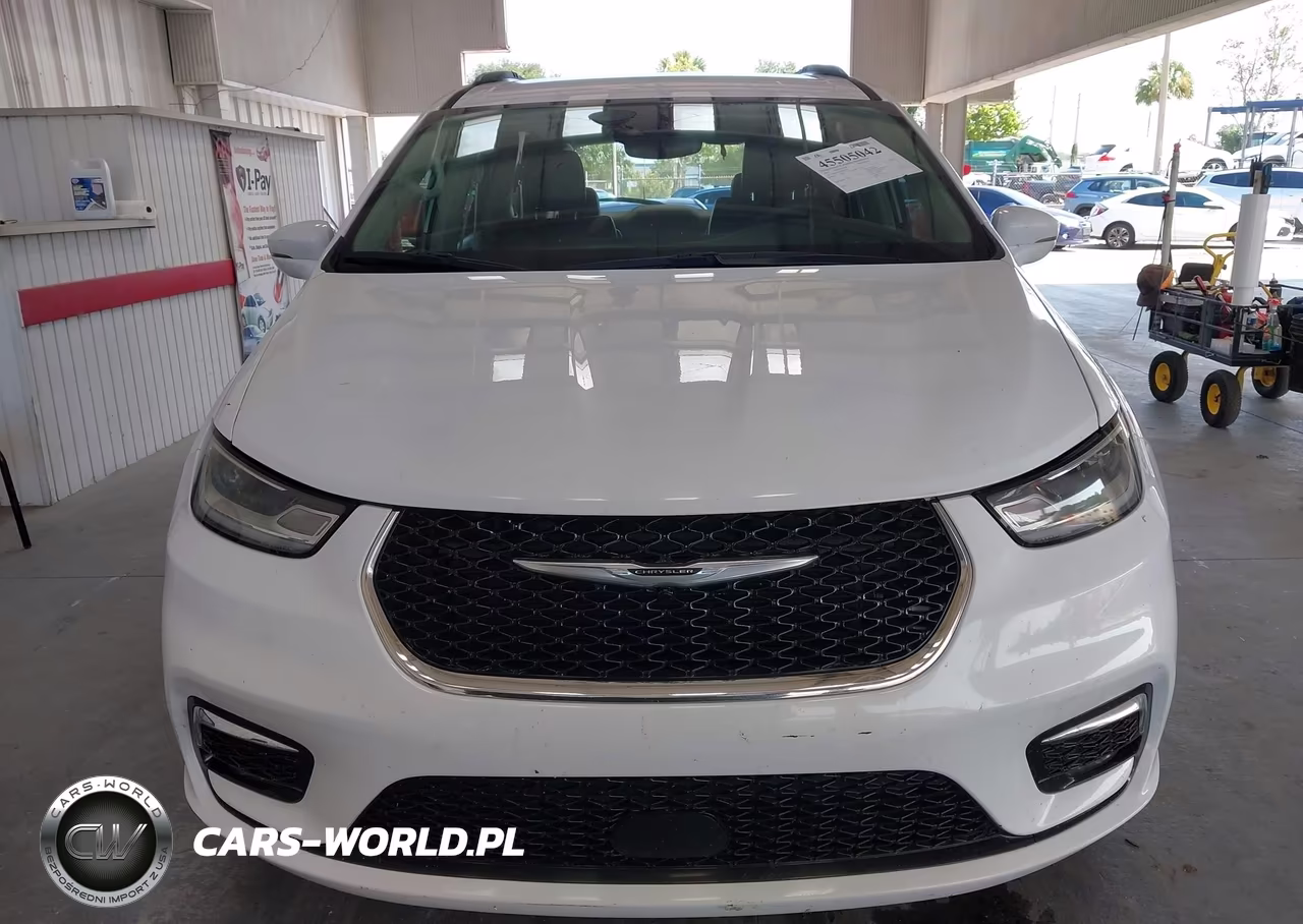 2022 Chrysler Pacifica Touring L VIN:2C4RC1BG4NR155677 - 12