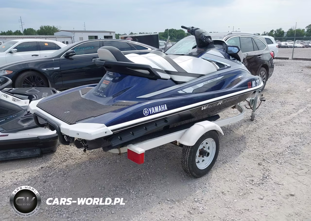 2018 Yamaha Unknown VIN:00000YAMA3138B818 - 4