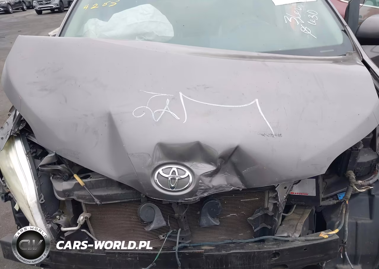2011 Toyota Sienna Xle V6 Auto Access Seat VIN:5TDYK3DC4BS144265 - 10
