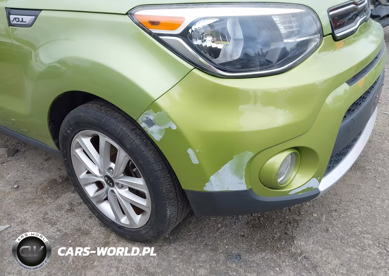 2017 Kia Soul + VIN:KNDJP3A53H7880562 - 6