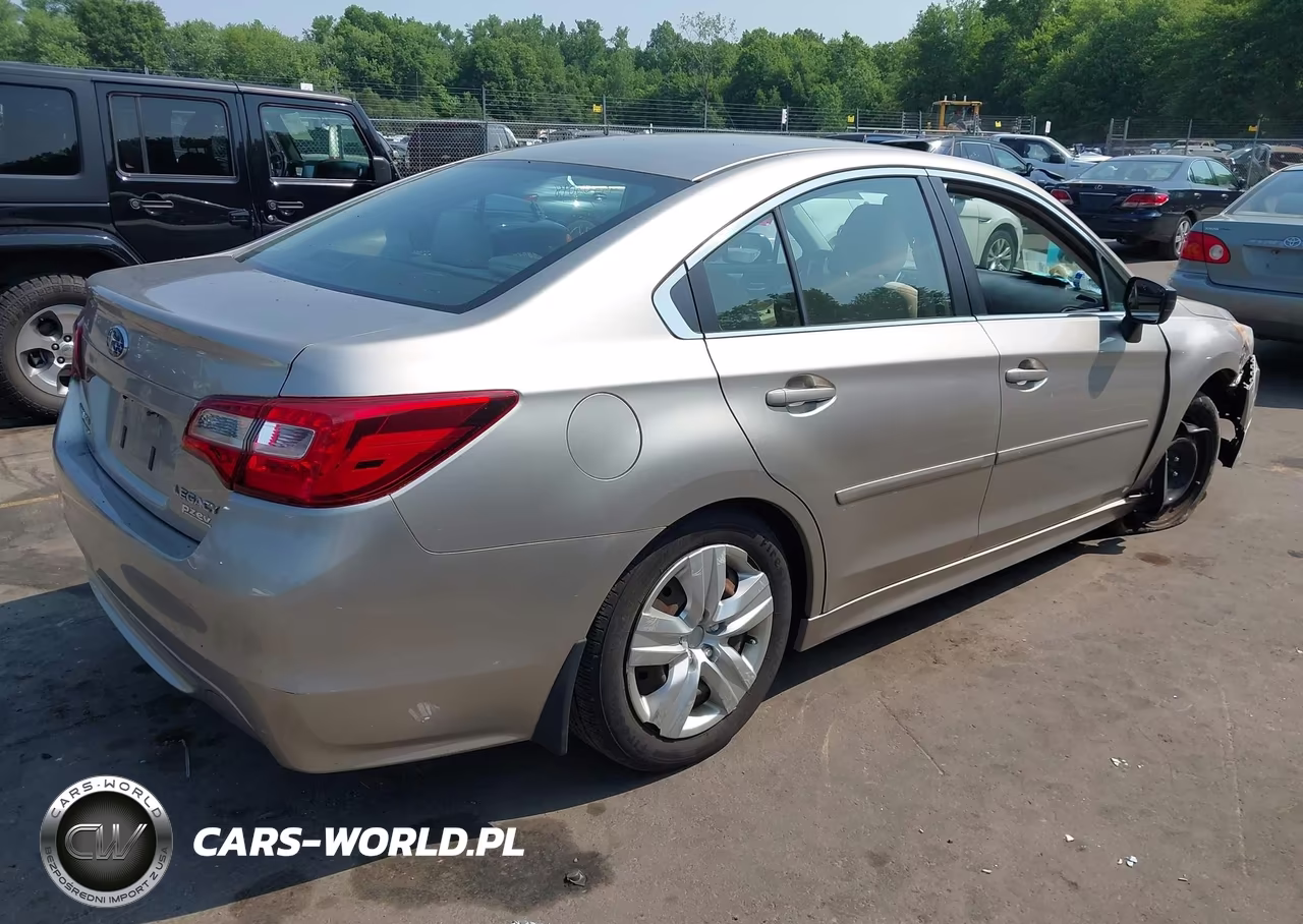 2015 Subaru Legacy 2.5I VIN:4S3BNAA63F3040065 - 4