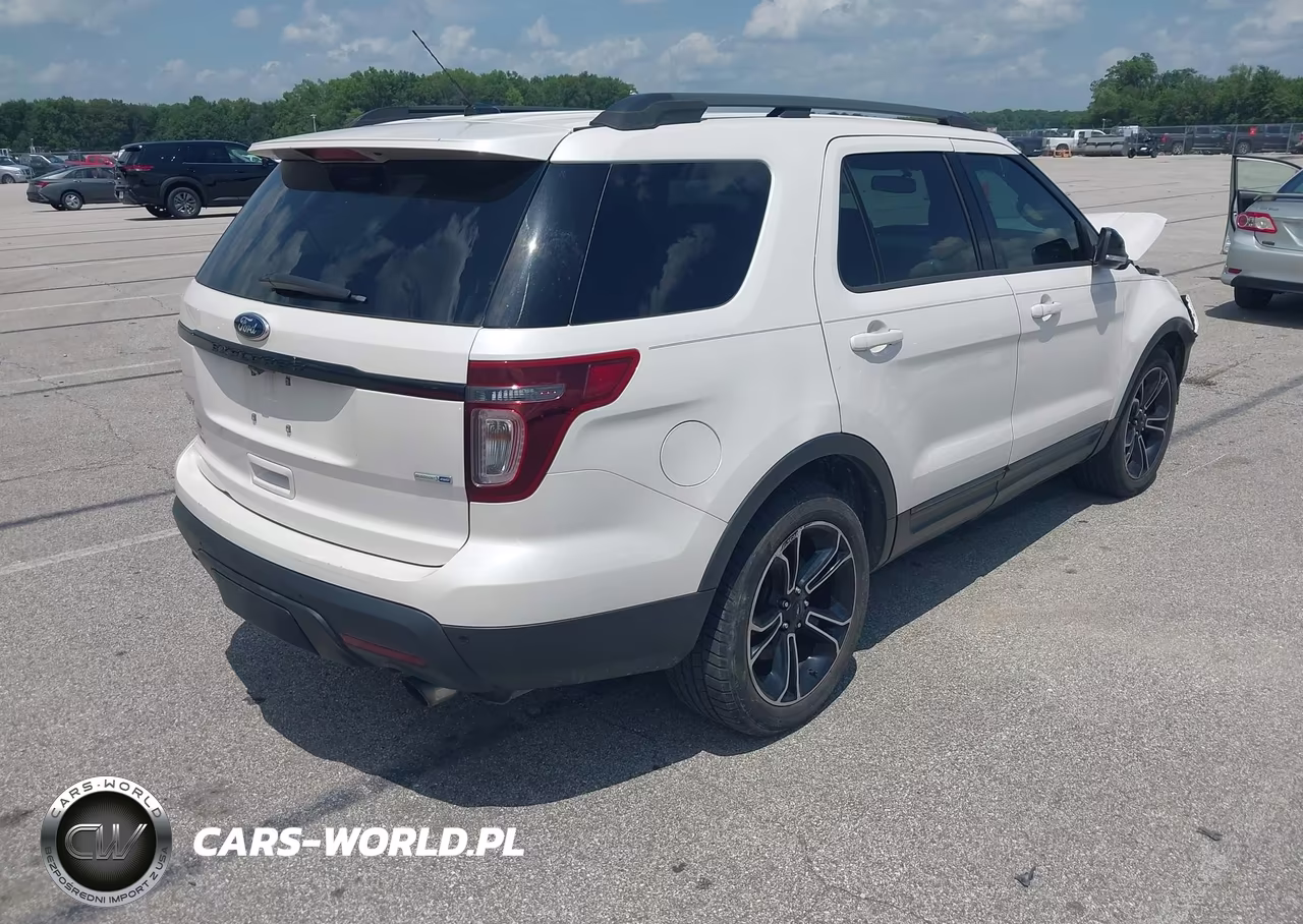 2015 Ford Explorer Sport VIN:1FM5K8GT1FGB17435 - 4