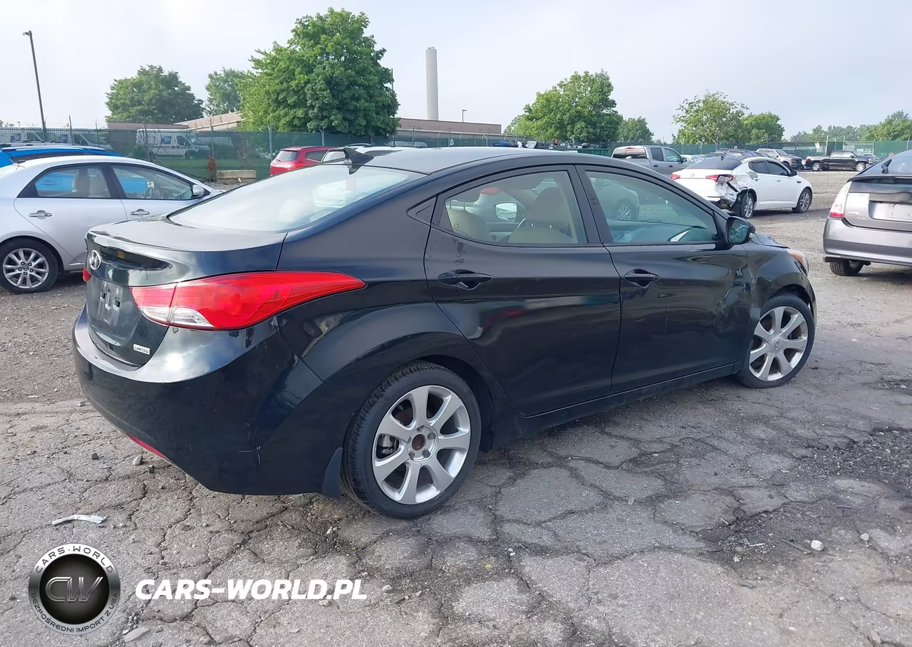 2013 Hyundai Elantra Limited VIN:5NPDH4AE9DH182964 - 4