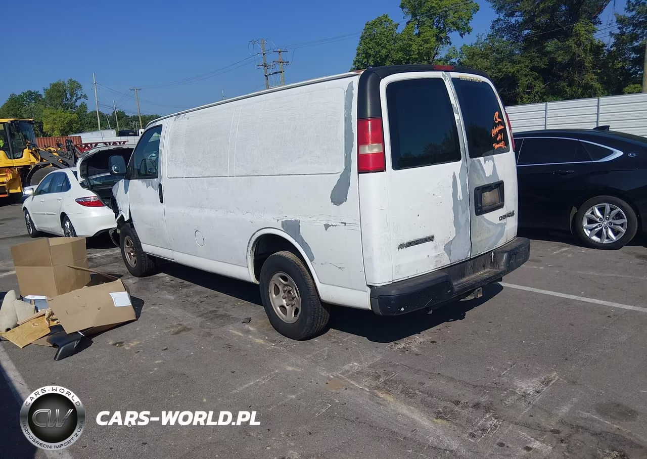 2006 Chevrolet Express Work Van VIN:1GCFG15X661259855 - 3