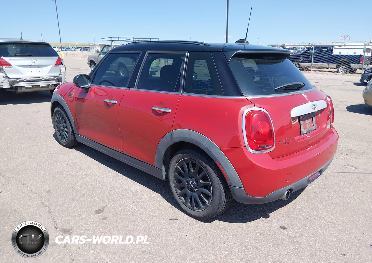 2015 Mini Hardtop Cooper VIN:WMWXS5C54FT827890 - 3