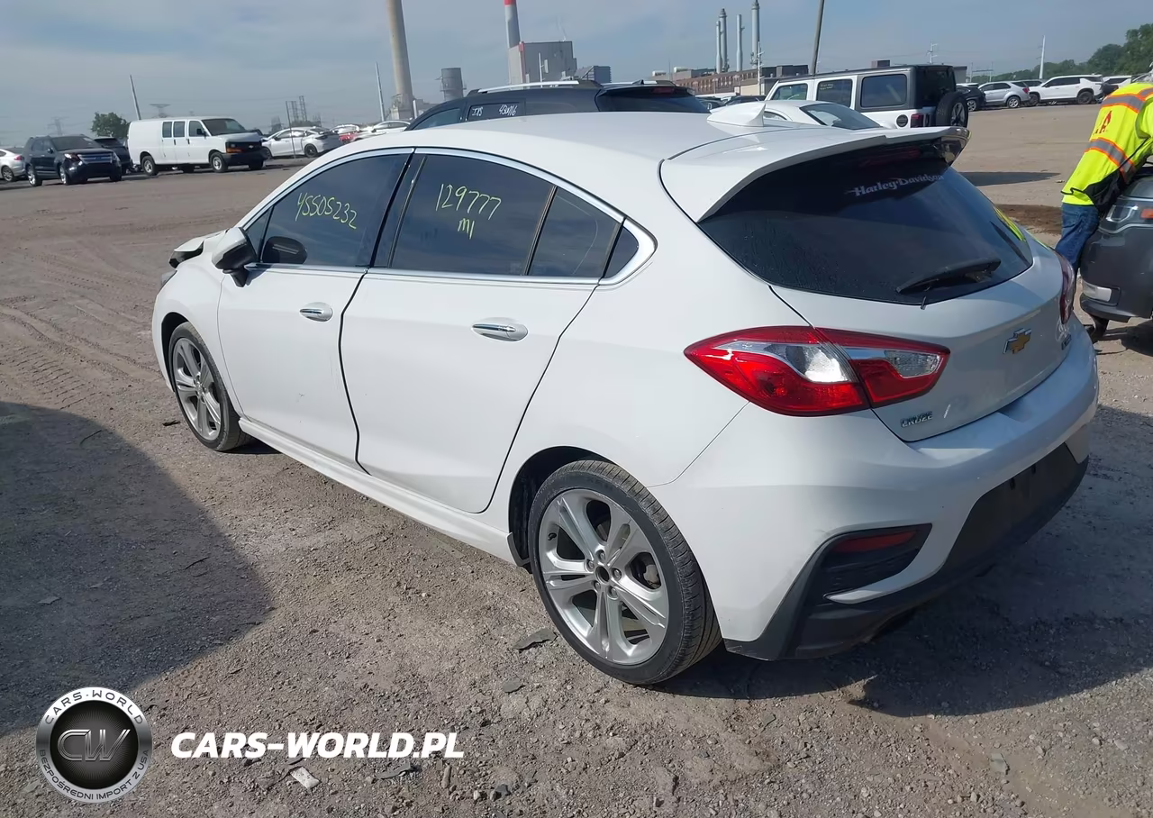 2017 Chevrolet Cruze Premier Auto VIN:3G1BF6SM2HS578253 - 3