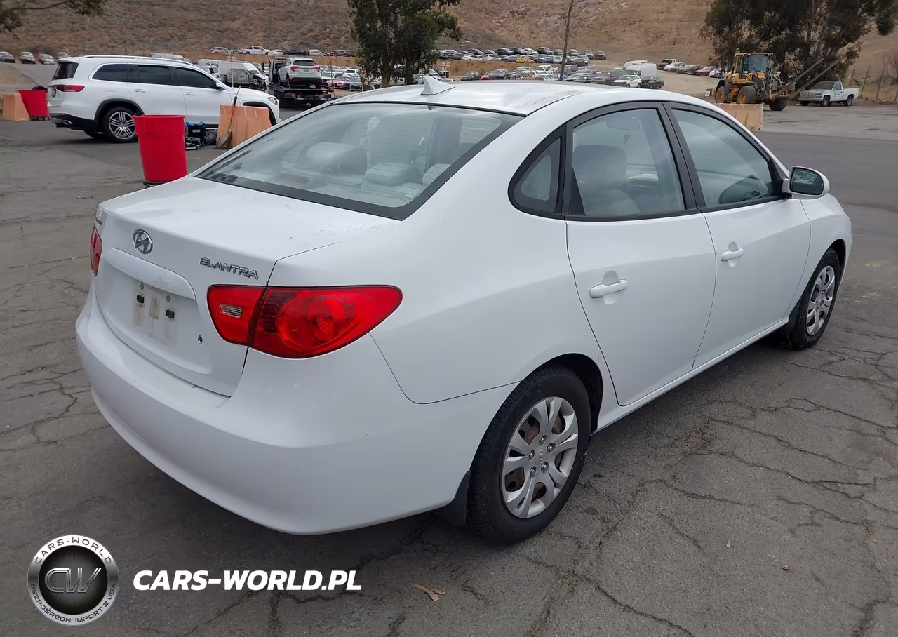 2009 Hyundai Elantra Gls VIN:KMHDU46D59U700458 - 4