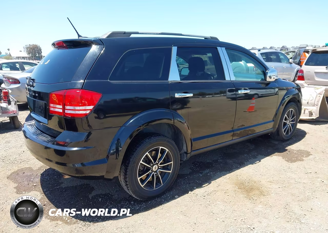 2018 Dodge Journey Se VIN:3C4PDCAB9JT322953 - 4