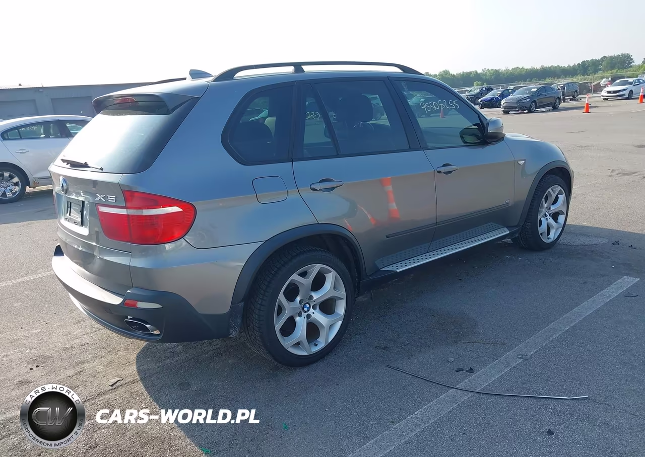 2007 BMW X5 4.8I VIN:5UXFE835X7LZ46583 - 4