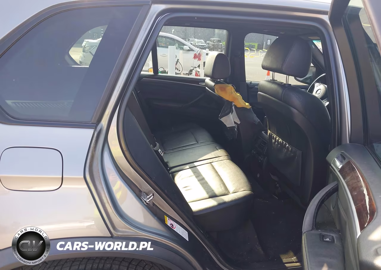 2007 BMW X5 4.8I VIN:5UXFE835X7LZ46583 - 8