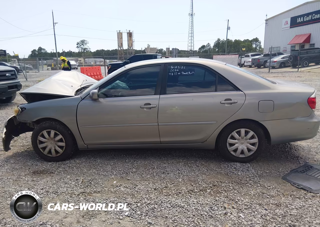 2006 Toyota Camry Le VIN:4T1BE32K16U700276 - 15