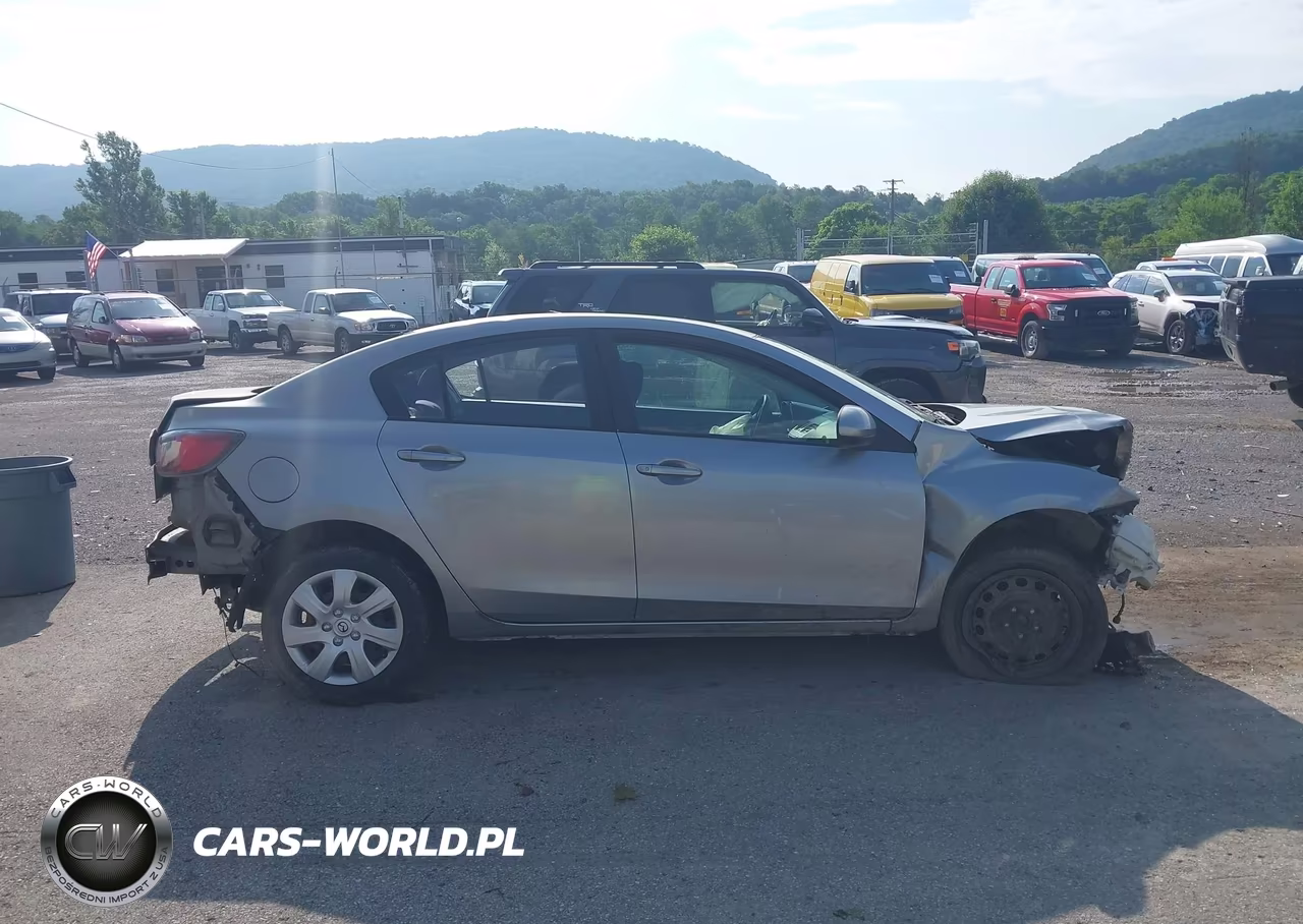 2010 Mazda Mazda3 I Sport VIN:JM1BL1SG1A1167382 - 13