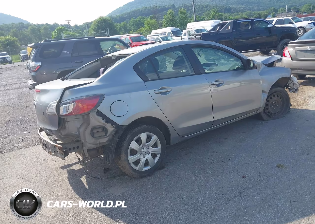 2010 Mazda Mazda3 I Sport VIN:JM1BL1SG1A1167382 - 4