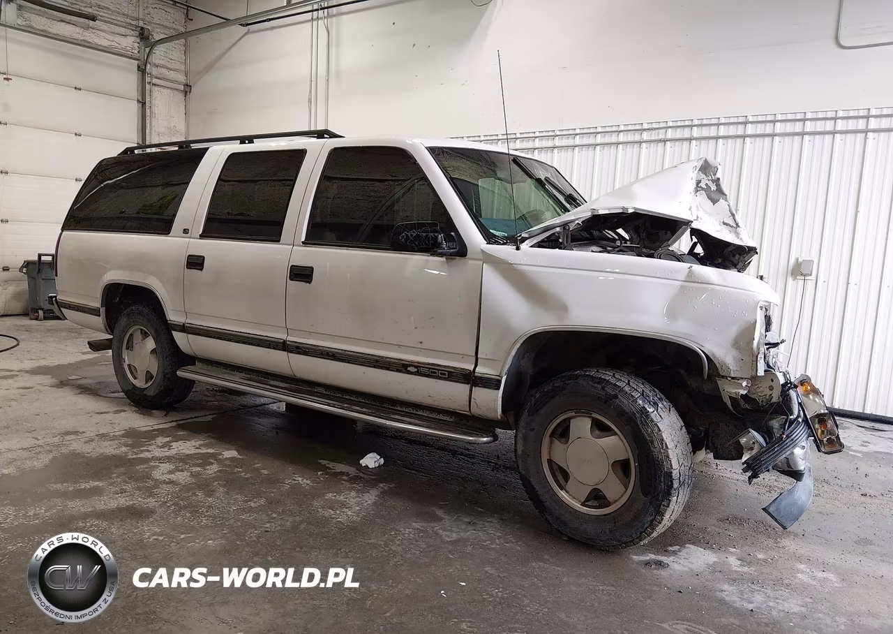 1999 Chevrolet Suburban Lt