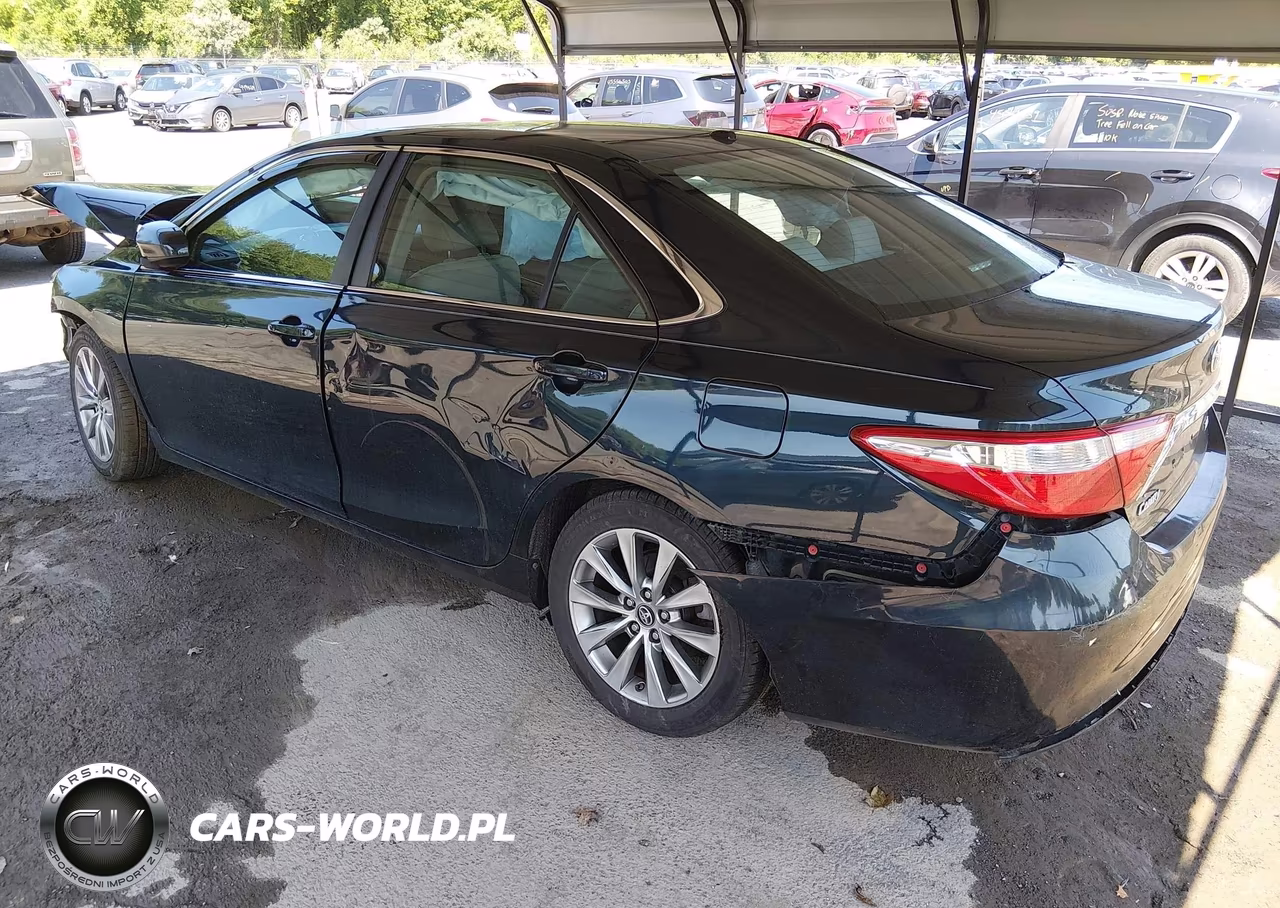 2017 Toyota Camry Xle VIN:4T1BF1FK2HU281658 - 3