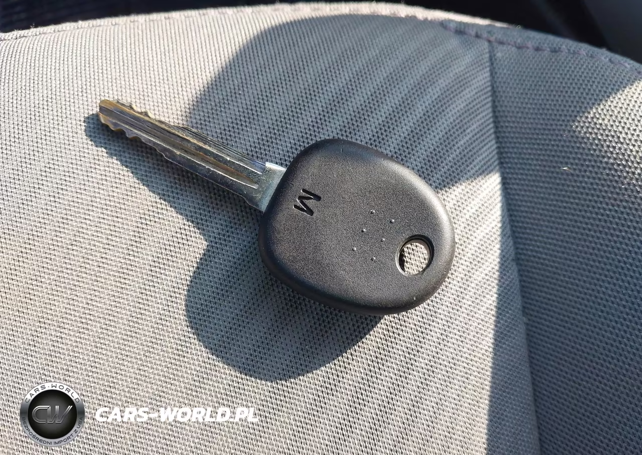 2013 Hyundai Elantra Gls VIN:5NPDH4AE0DH447853 - 11