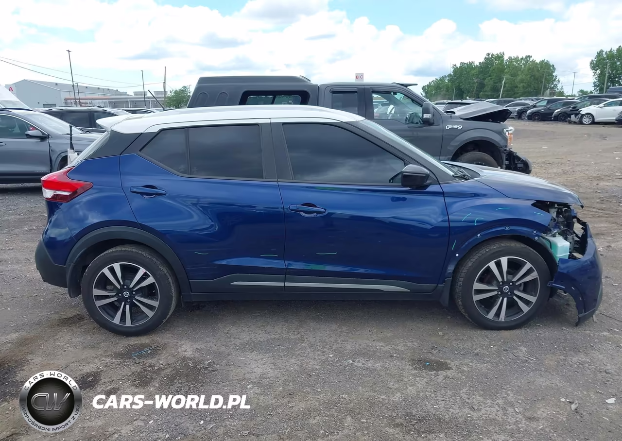 2019 Nissan Kicks Sr VIN:3N1CP5CU1KL512217 - 14