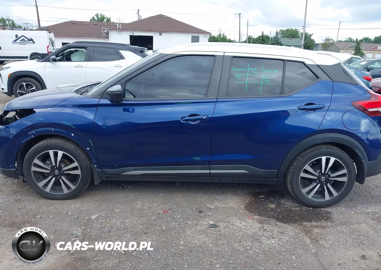 2019 Nissan Kicks Sr VIN:3N1CP5CU1KL512217 - 15